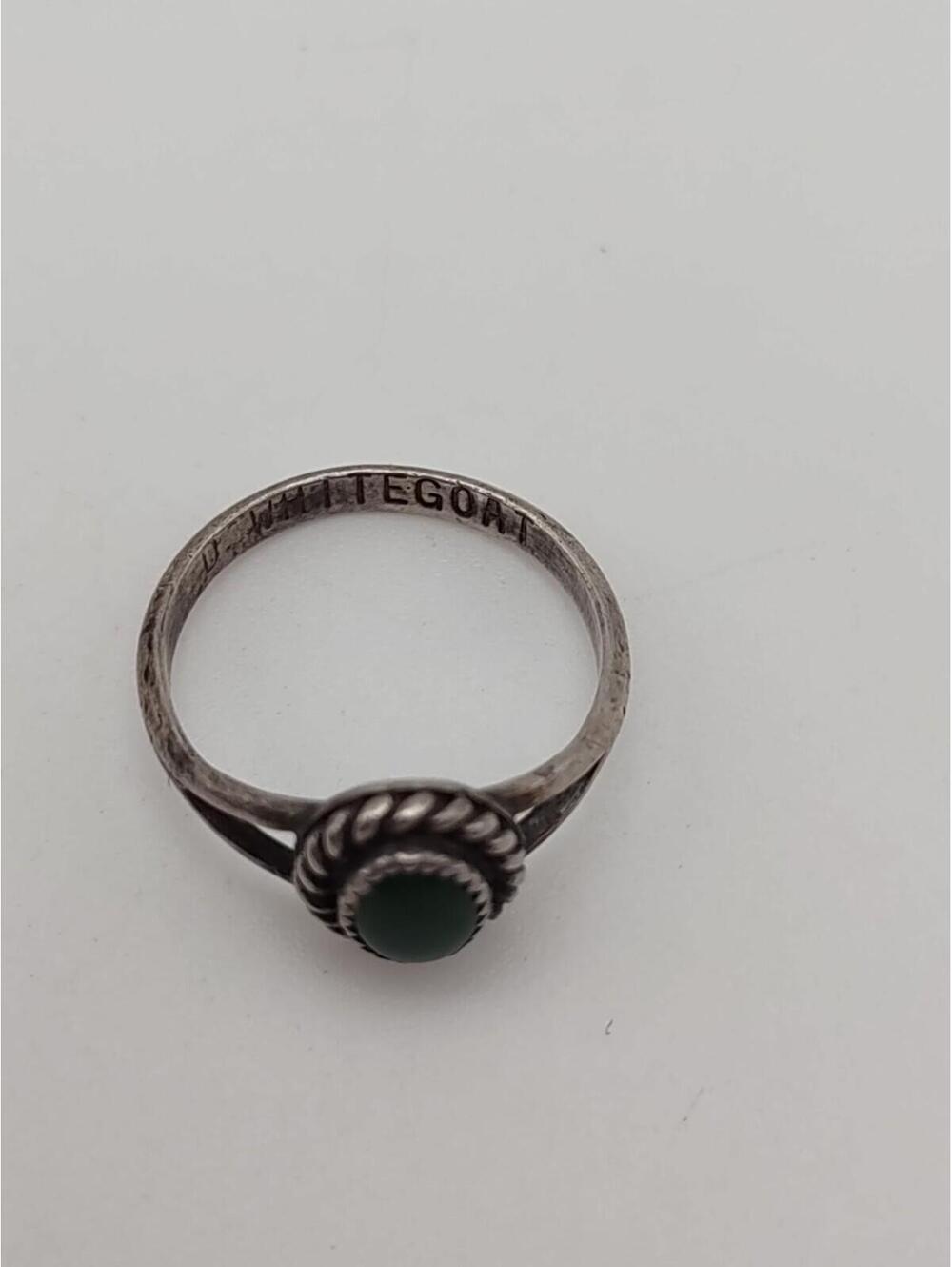 D Whitegoat Navajo Sterling Silver Green Stone Ring Sz 6.75 - Picture 3 of 5
